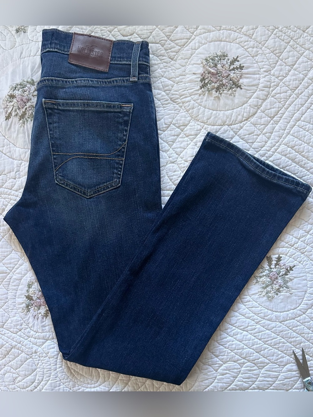Women’s Hollister Dark Wash Jeans